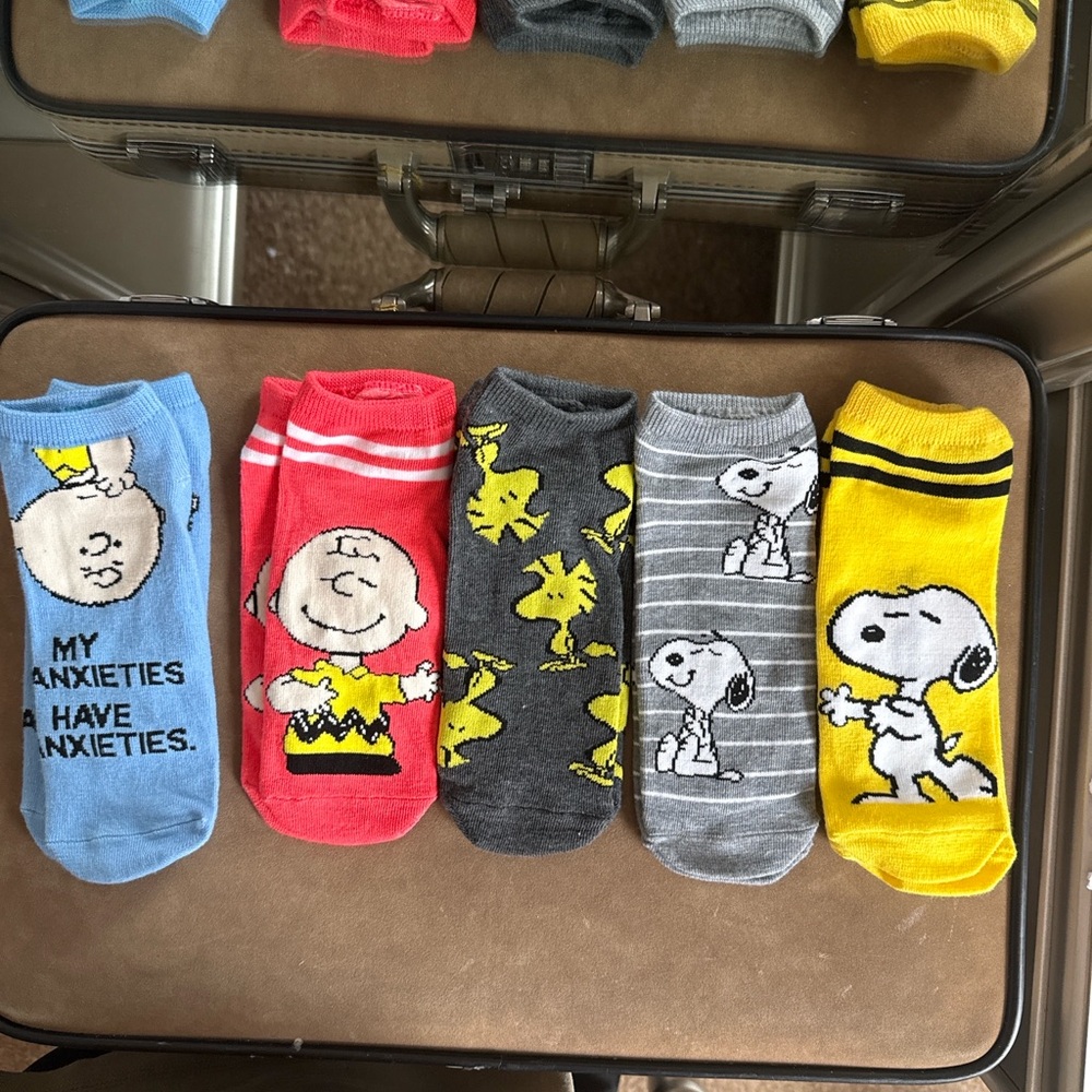 🧦 Peanuts Snoopy & Charlie Brown 5-Pair Ankle Sock Bundle 🧦 NWOT